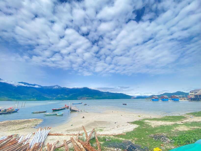 Chan May Port : to Golden Bridge/Imperial City/Hoi An Town - Hoi An ancient town plus Marble Mountain steps
