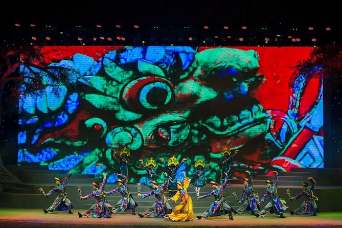 Charming Da Nang Show : Culture-Art-History-LifeStyle of Vietnam - Entering the stage world: ChamPa opening and Vietnamese costume cues