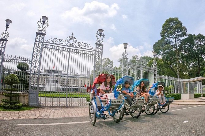 Chef Vu Cooking Class Plus Market Trip in Saigon Center (Pick up by Cyclo) - Lunch at 11:30 AM, Plus Egg Coffee for Dessert