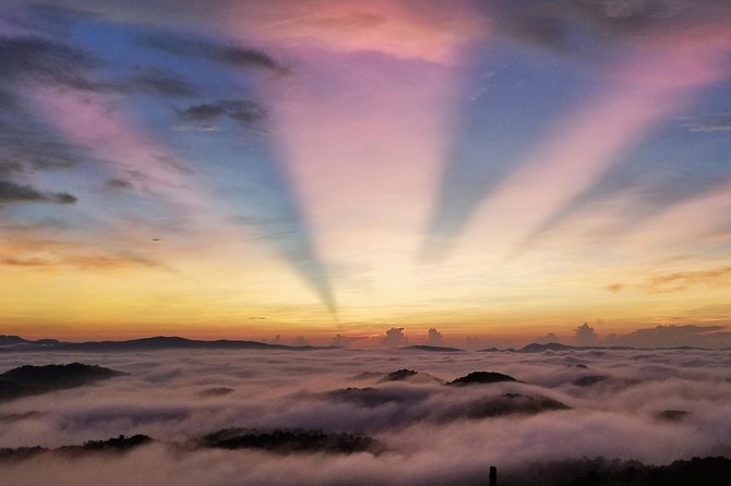 Cloud Chasing packaged hike - Sunrise, Nature and Wellness - Key highlights worth waking up for