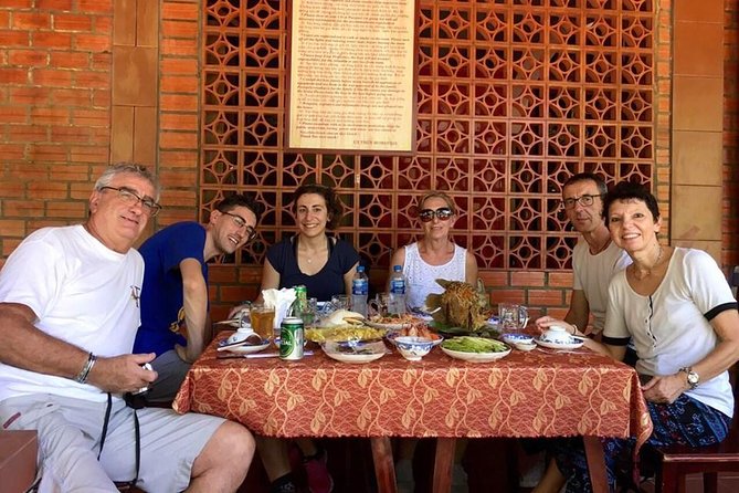 Cu Chi Tunnels and Mekong Delta 1 Day Full Day tour - Lunch by the water: what’s included, and why it changes your day