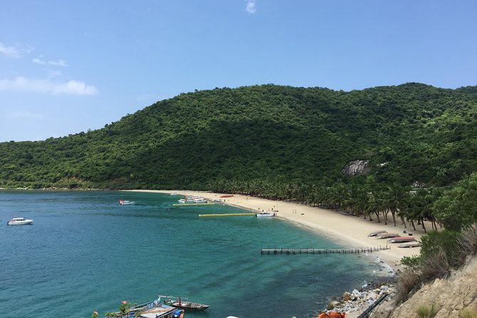 Cu Lao Cham Island Tour from Da Nang/ Hoi An - Huong Beach snorkeling and swimming at Ong Beach