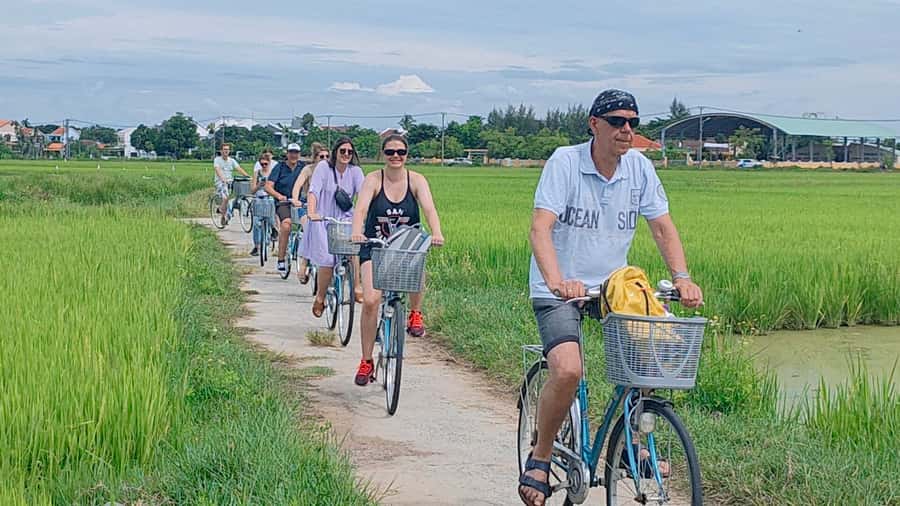 Cycling, Water Buffalo Riding, Traditional Farming Life - Cycling to the Local Fishing Area, and Why the Morning Matters