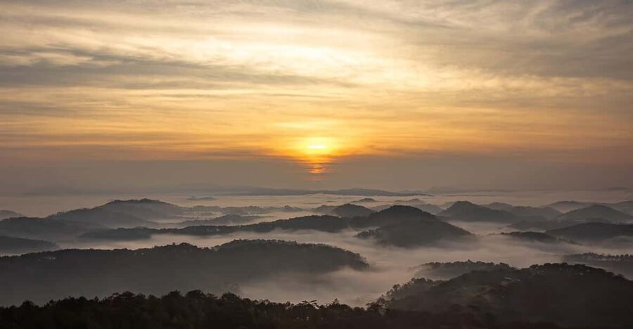 Da Lat: Chasing the Sunrise - A Mini Trek Adventure - The pine-forest mini trek: short, steep, and built for sunrise speed