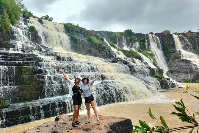 Da Lat Discover Waterfalls and Cultures Tour - Bee farm culture at Phú Hội, and what you might taste