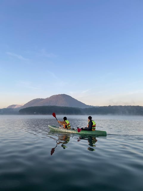 Da Lat: Tuyen Lam Lake Kayak or SUP Tour - Effort level, gear, and what to bring for comfort