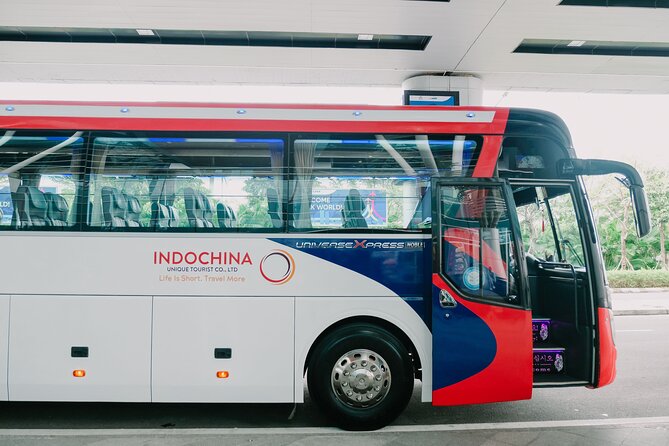 Da Nang airport transfer: Danang Airport to Hoi An Hotels - Private, Air-Conditioned Comfort on the Way to Hoi An Hotels