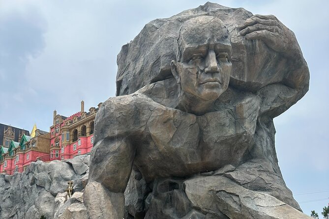 DA NANG Ba Na Hills, Golden Bridge & Cable Cars PRIVATE TOUR - Weather, Crowds, and How to Make This Day Feel Smooth