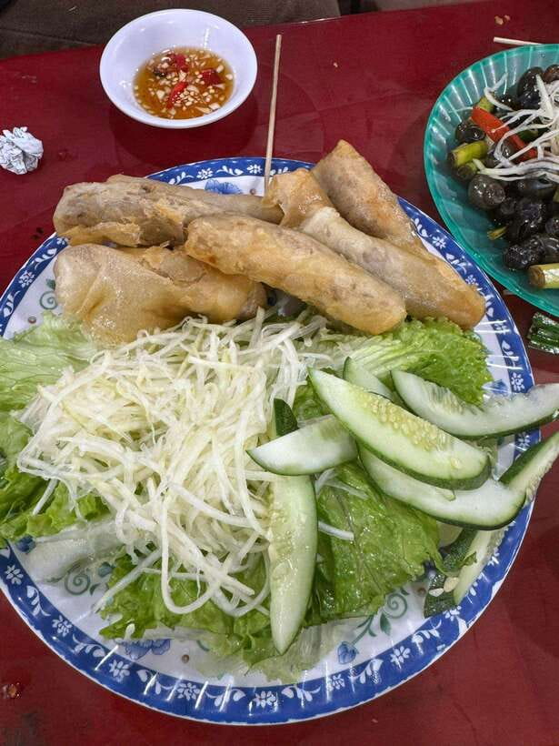 Da Nang City Street Food Private Tour With Local Students - Who This Tour Is Perfect For, and Who Should Skip It
