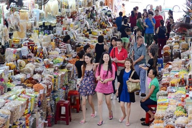 Da Nang Cycle Rickshaw Tour Private with Street Foods/Han Cruise - Han Market and Da Nang’s everyday shopping rhythm
