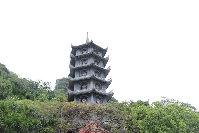 Da Nang Discovery With Cool Locals - Stop 2: Marble Mountains caves, temples, and a 360-view payoff