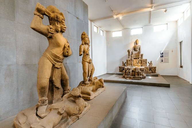 Da Nang Epic History Tour by Cham Museum & Tasty Cuisine/Cafe - Coffee finish: coconut or salt coffee, plus war-era stories
