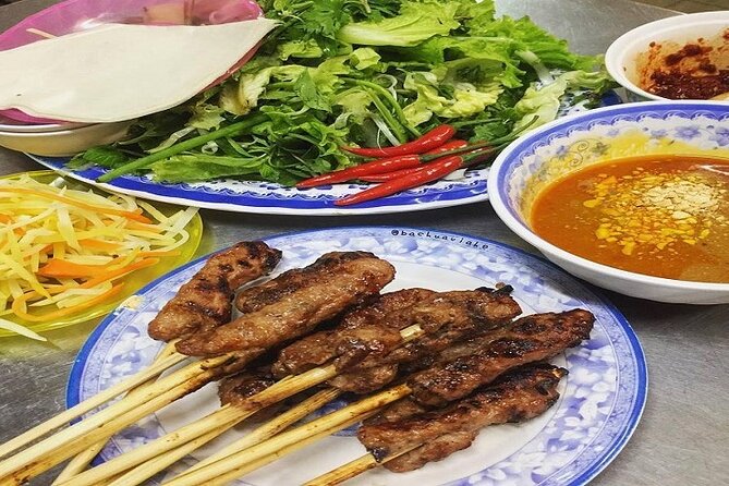 Da Nang Food Tour Motorbike & Sightseeing By Ao Dai Lady Rider - Eating and Riding Da Nang, the fun way to start