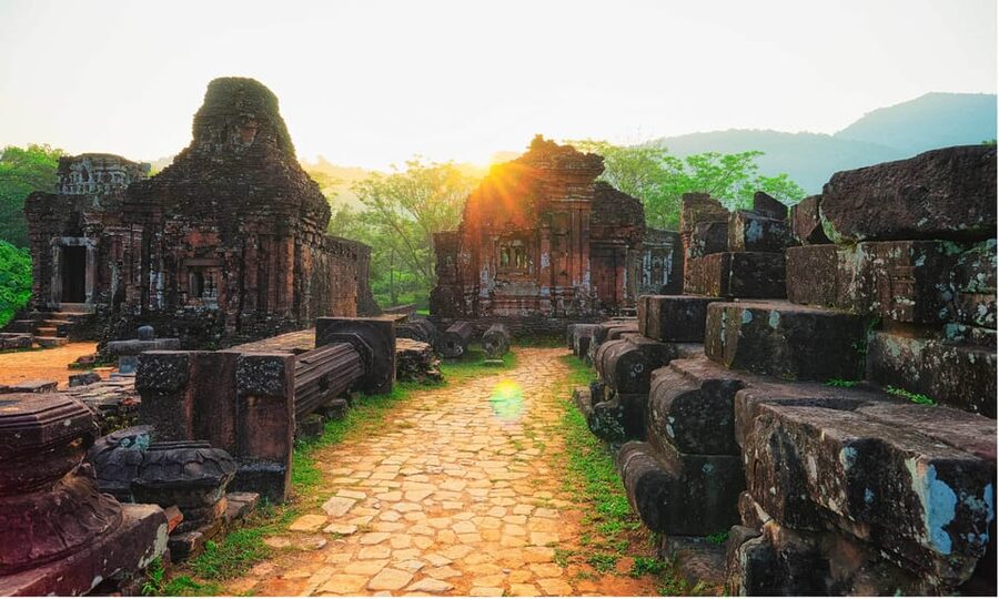 Da Nang: Full-Day My Son Sanctuary Tour - Getting from Da Nang to My Son, with AC and a real comfort focus