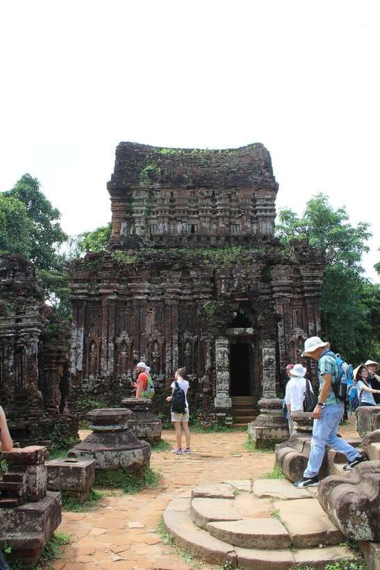Da Nang: Half-day Journey To My Son Sanctuary - What to know about crowds: morning vs afternoon thinking