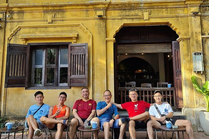 Da Nang & Hoi An: Food, Sightseeing, Culture & Hidden Gems - The Da Nang Coffee Stop: A Small Break That Sets the Tone