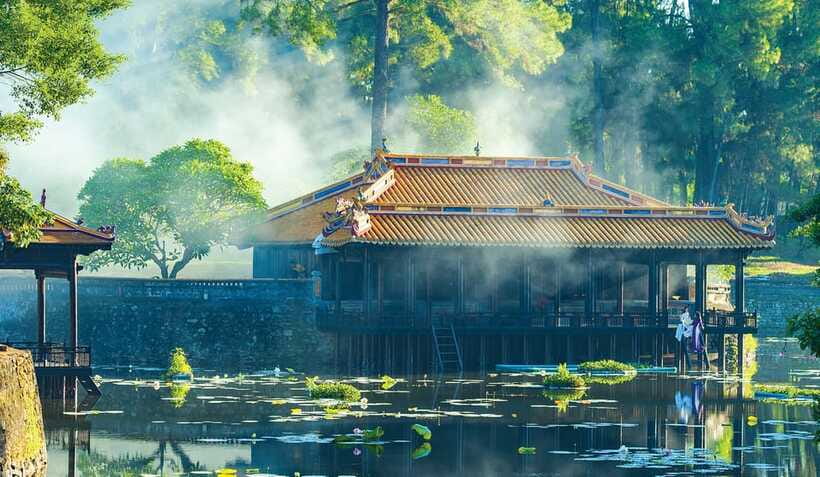 Da Nang/Hoi An: Hue City Full Day tour - Your guide experience: humor, pacing, and practical photo help