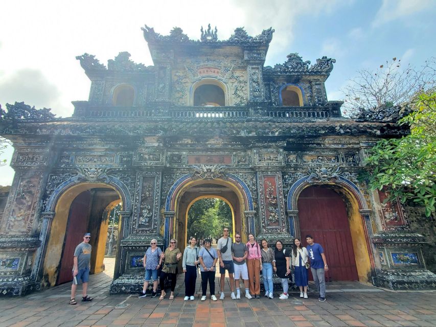 Da Nang/Hoi An: Hue Imperial City via Hai Van Pass & Lunch - Hai Van Pass and Lap An Lagoon photo stops, what you should actually look for