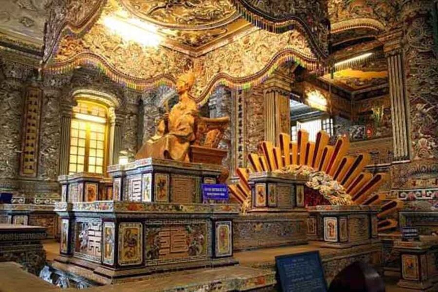 Da Nang: Imperial City of Hue Day Trip with Lunch and Ticket - Thien Mu Pagoda: Hue’s oldest symbol of faith