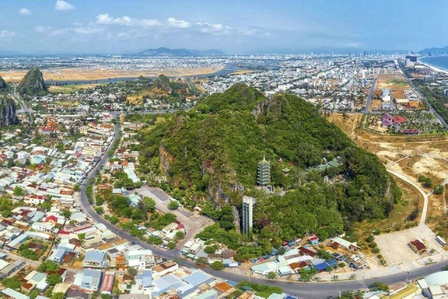 Da Nang : Lady Buddha - Marble Mountains - Am Phu Cave Tour - Getting Around: Pickup Areas and Comfortable Transport
