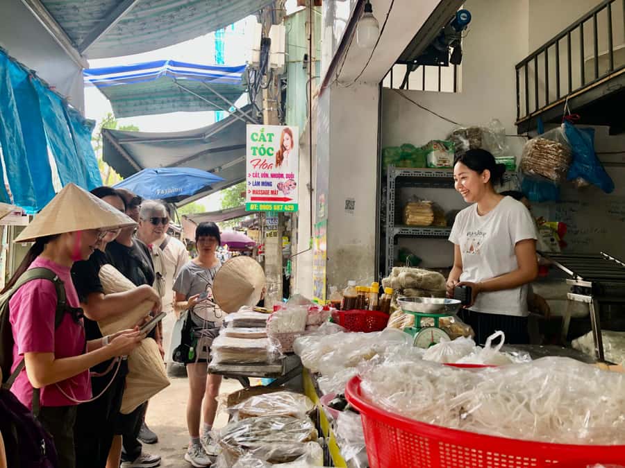 Da Nang: Making 5 Vietnamese dishes with Local Market Trip - Why this Da Nang food class feels more real than restaurant meals