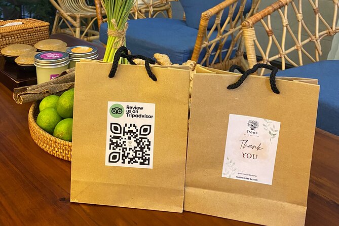 Da Nang: Private 90 minutes Aroma Massage by Trees Spa - The Special Gift After Your Massage