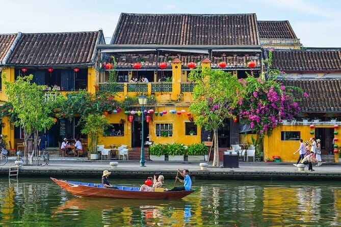 Da Nang: Round trip transfer to My Son sanctuary & Hoi An ancient - Getting picked up in Da Nang, with less stress than you expect