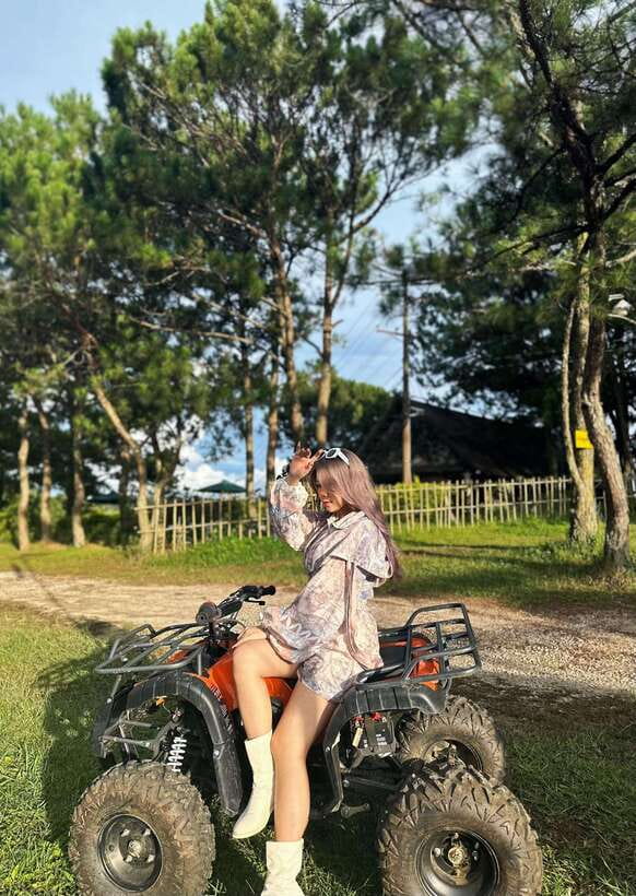 Dalat: 1- or 2-Hour Sightseeing ATV Adventure - The top-of-the-mountain payoff: 360-degree views of Dalat and Langbiang