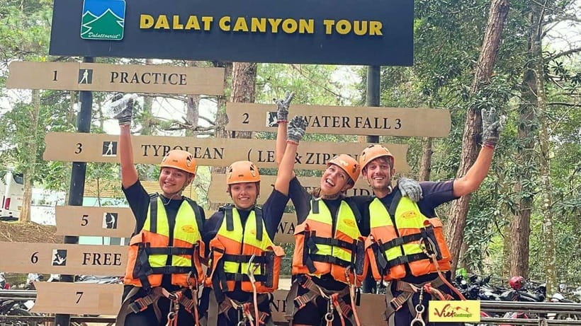 Dalat: Canyoning Extreme Adventure Vietnam - Zipline 70m: a speed break between rappels