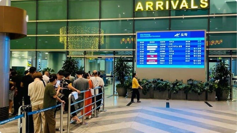 DaNang: Fastrack in DAD inter airport - Arrival flow at Da Nang: from meeting point to priority immigration