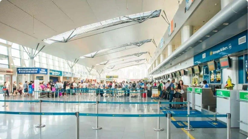 DaNang: Fastrack in DAD inter airport - The optional 4GB SIM: useful when you arrive unprepared