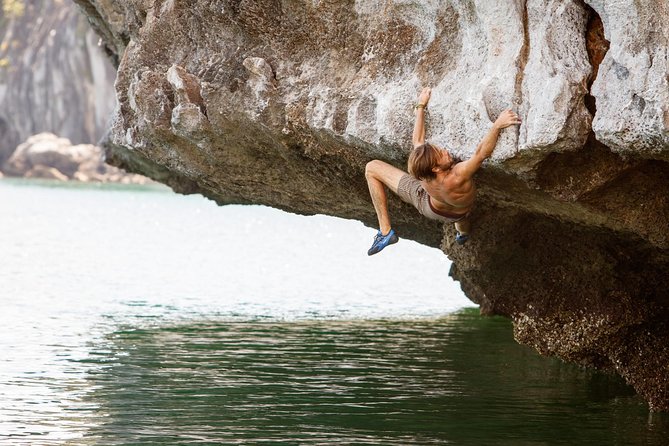 Deep Water Solo - Key Things To Know Before You Climb Deep Water Solo in Cat Ba