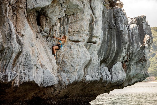 Deep Water Solo - On the Basket Boat: The Coach’s Briefing Before You Climb