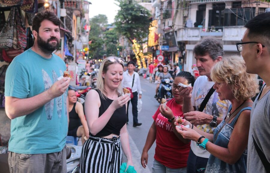 Discover Hanoi's Street Food by Night & Mini Class Coffee - What the beer and coffee add to the value (and the vibe)