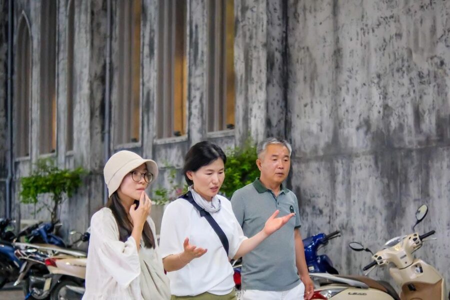 Discover Hanoi Train Street and Treasure on a Motorbike Tour - Long Bien Bridge: oldest-bridge photos and a sunset-friendly pause