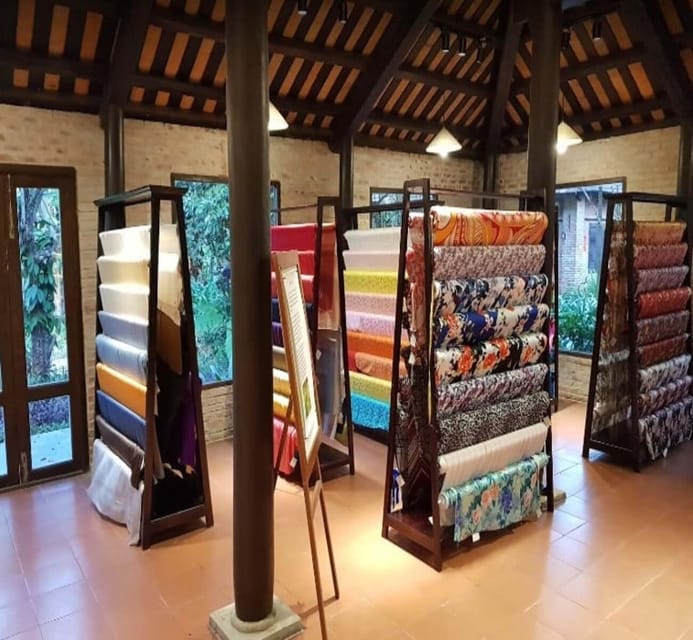 Discover Traditional Silk Process in Hoi An Silk Village - Timing, group size, and comfort in a short visit