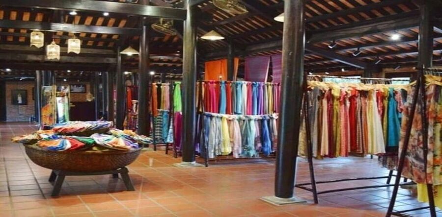 Discover Traditional Silk Process in Hoi An Silk Village - Shopping reality check: prints, shirts, and what to prioritize