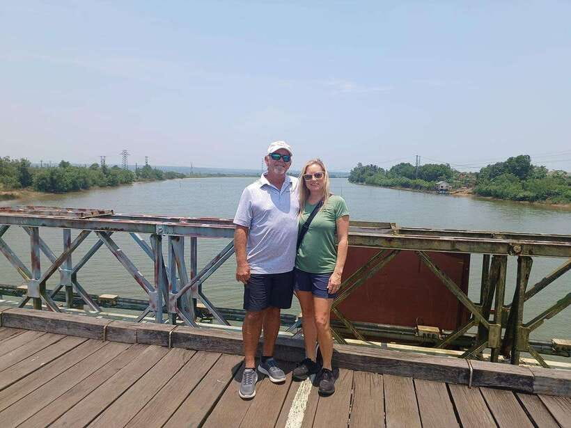 DMZ Half-Day Tour from Hue: Vinh Moc Tunnels - Hien Luong Bridge at the 17th Parallel: The photo stop that earns its minutes