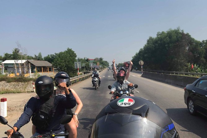 Easy Rider From Hue Da Nang Hoi An Via Hai Van Pass With Mister T - Hai Van Pass: the winding road payoff in 500 meters of altitude