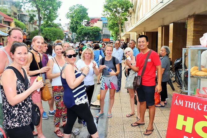 Eat Like a Local: Hanoi Street Food Adventure - Meeting at Dong Xuan: Start Where the Food Energy Is