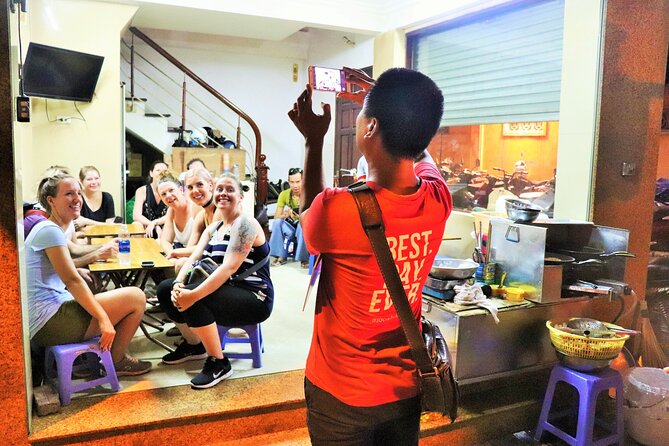 Eat Like a Local: Hanoi Street Food Adventure - Small Group Size: Great for Questions, Not Always Quiet