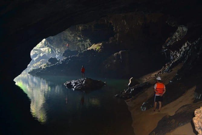 Elephant cave and Mada valley Jungle trek - 1Day - Elephant Cave: your first jungle win