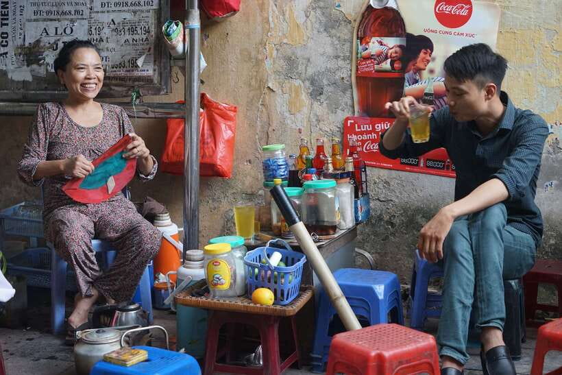 Explore Hanoi Old City By Cycling Tour With Small Groups - B52 Lake and the North Gate, history you can see while moving