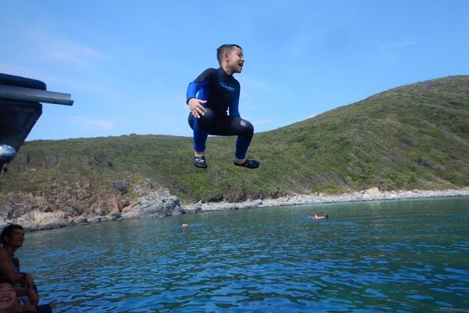 Explore Nha Trang Bay: Half-Day Snorkeling Adventure Tour - Jellyfish, wetsuits, and the “be smart, not brave” safety mindset