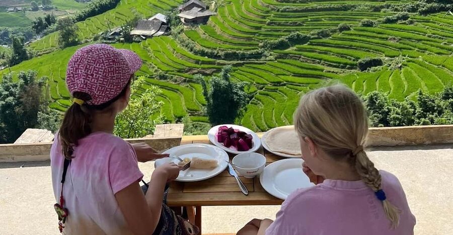 EXPLORE SAPA: 2D1N TREKKING & HMONG CULTURE WITH DINH - Homestay night in Ta Van: simple comfort with real family time