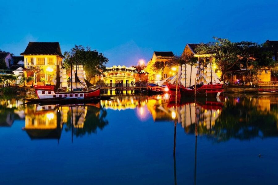 From Da Nang: Hoi An Guided Day Tour with Meals - Non Nuoc stone carving, then Marble Mountains before the crowds