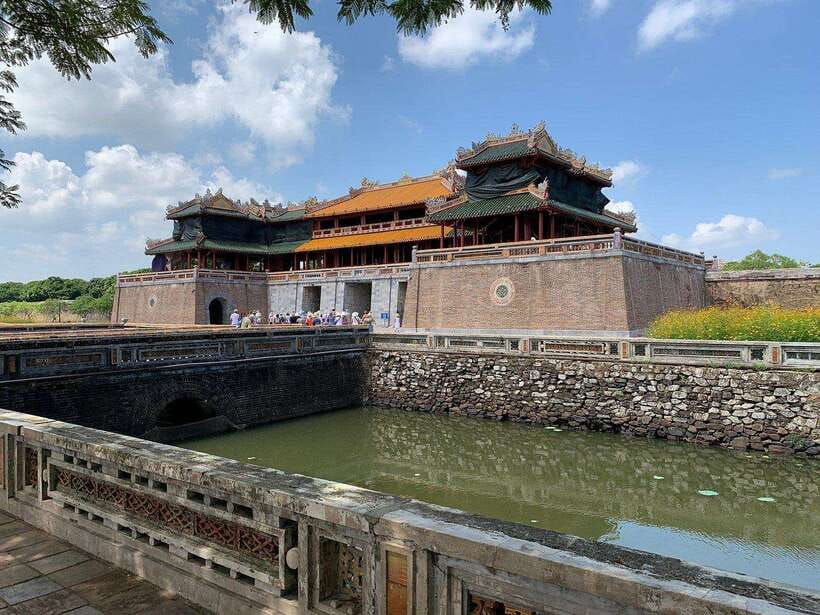From Da Nang/Hoi An: Hai Van Pass & Hue Imperial City Deluxe - A Smooth Van Ride from Da Nang or Hoi An to Hue
