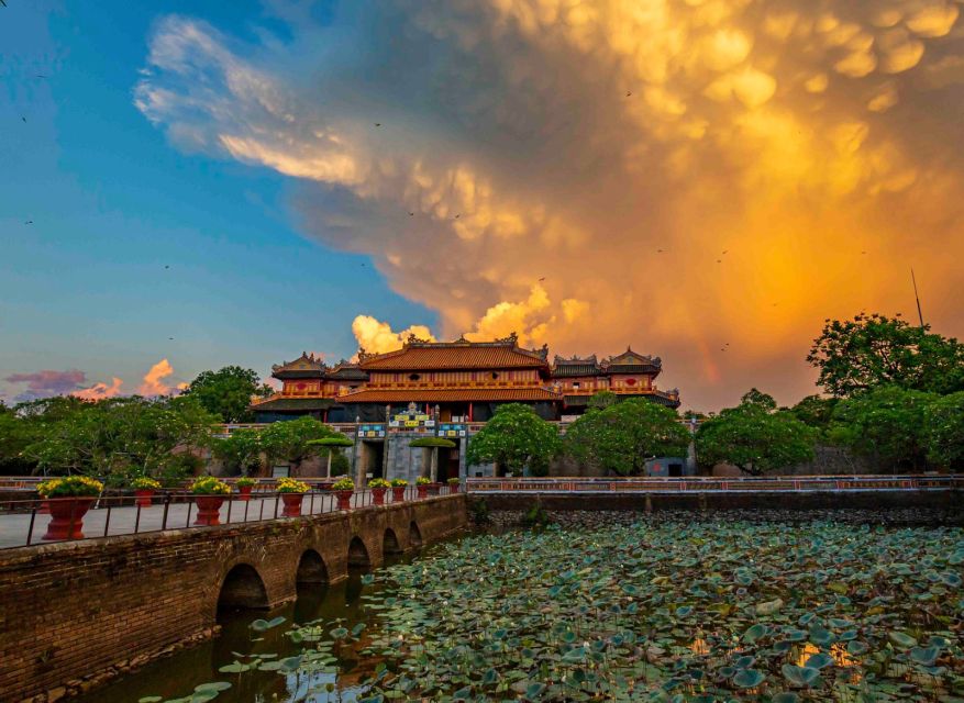 From Da Nang: Hue Guided Day Trip with Lunch - Thien Mu Pagoda: the working monastery stop that adds depth
