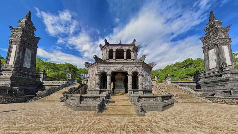 From Da Nang: Hue Imperial City Full-Day Tour - Hue Citadel and Imperial City, what to look for in 105 minutes