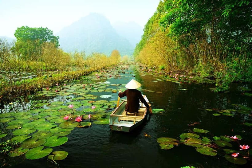 From Ha Noi: Perfume Pagoda & Quang Phu Cau Incense Village - Getting to Perfume Pagoda: cable car or hike